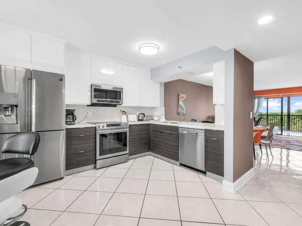 14475 Strathmore Ln, Delray Beach, FL