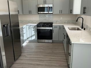1818 N Coach Ln, Greenacres, WA 99016
