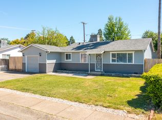 2185 Solar Way, Redding, CA 96002