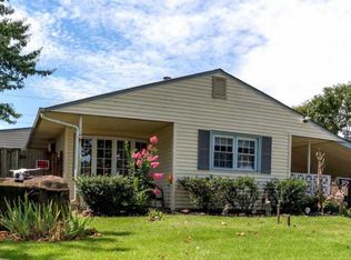 23 Disk Ln, Levittown, PA 19055