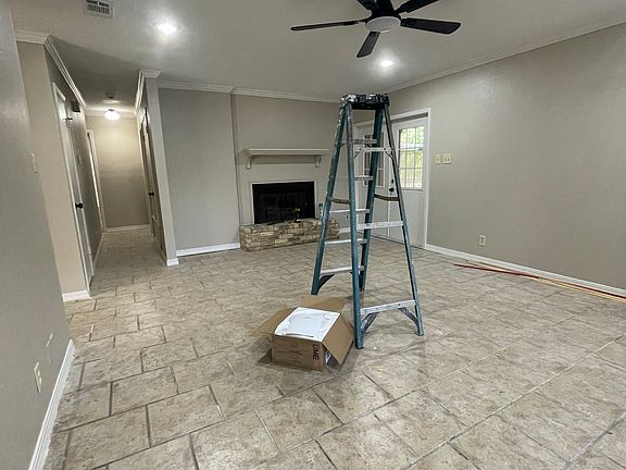 4th image of 3501 Pinecrest St