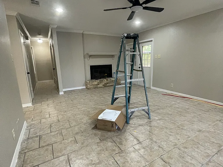 3501 Pinecrest St — Photo 4