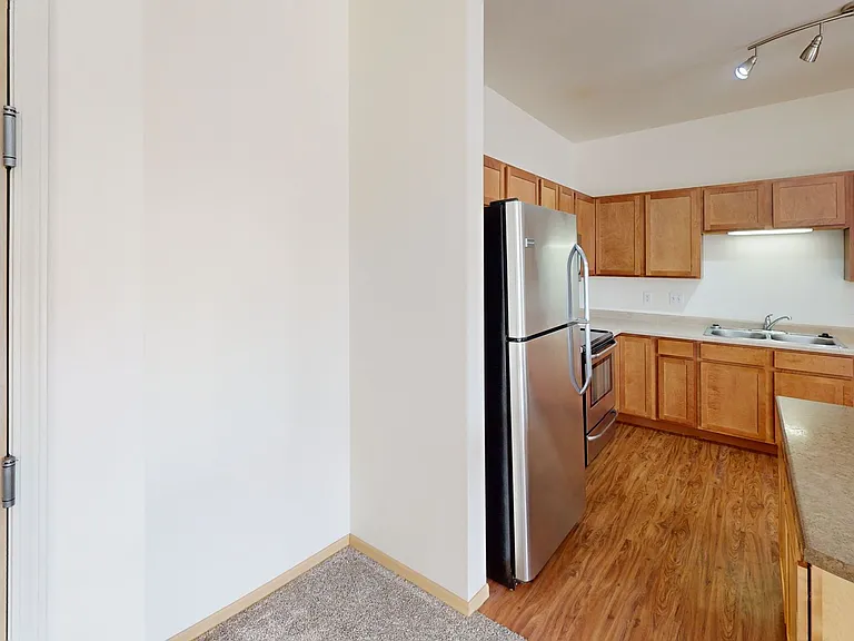 Cascades Apartments — Photo 61