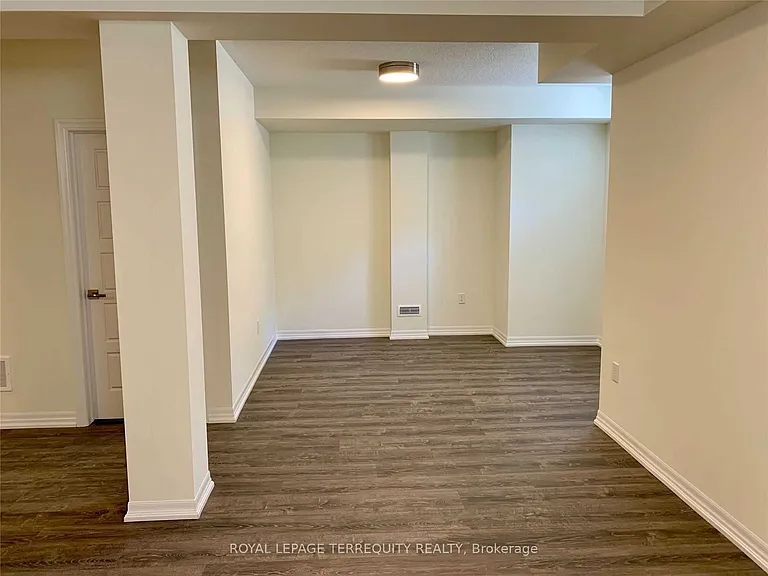 3321 Vernon Powell Dr — Photo 21
