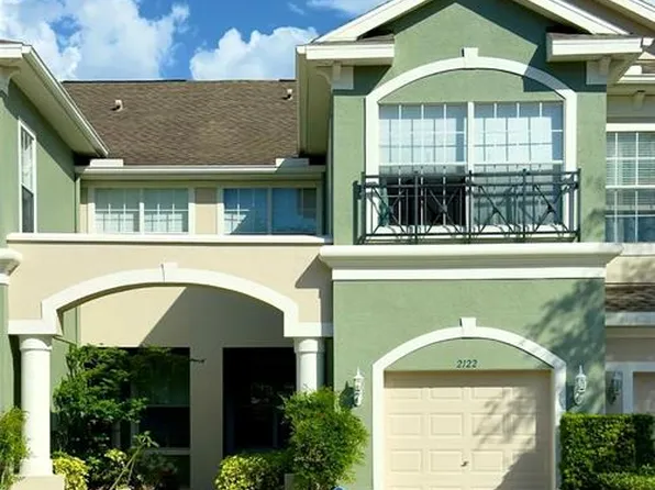 2122 Park Crescent Dr, Land O Lakes, FL 34639
