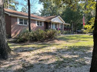 1 White Dogwood Rd, Beaufort, SC 29907