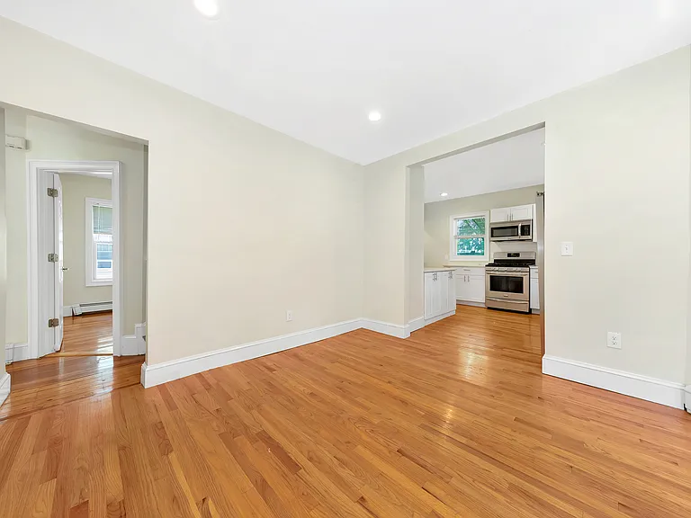 9-11 Winter Hill Rd #1 — Photo 16