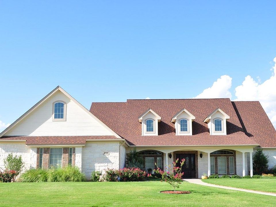 1st image of 4220 Shady Grove Ln