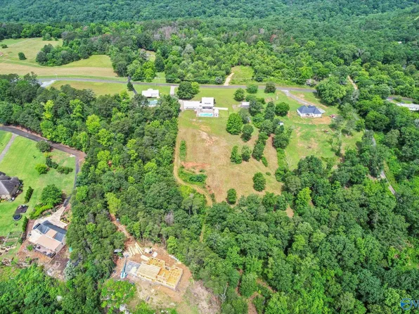 3 Columbus City Rd, Scottsboro, AL 35769