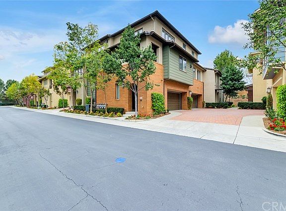 3rd image of 12346 Hollyhock Dr Unit 3