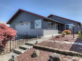 1678 Nut Tree Dr NW, Salem, OR