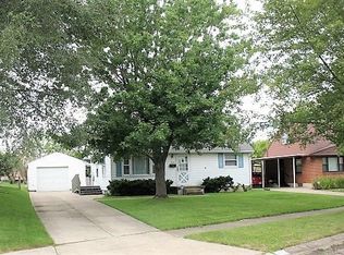 715 Wynwood Ct, Dayton, OH 45431