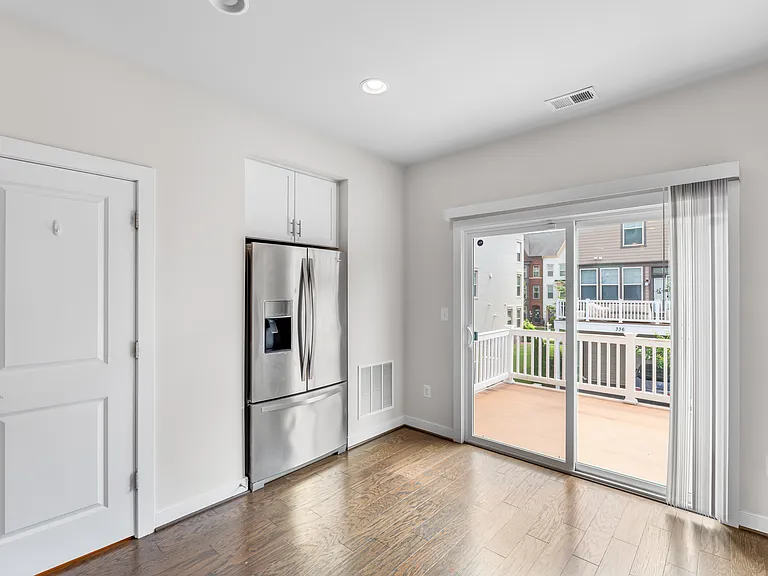 9780 Fields Rd — Photo 13