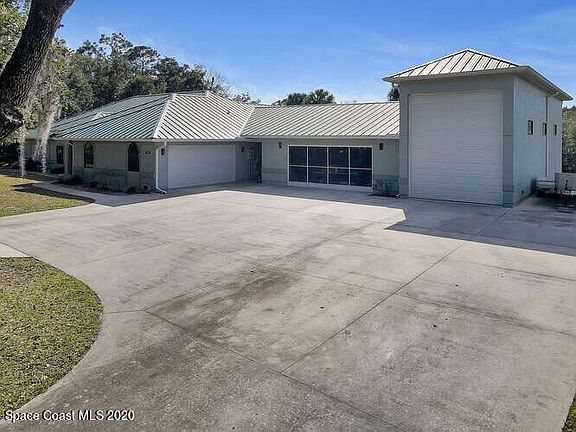 4th image of 7516 Egret Dr