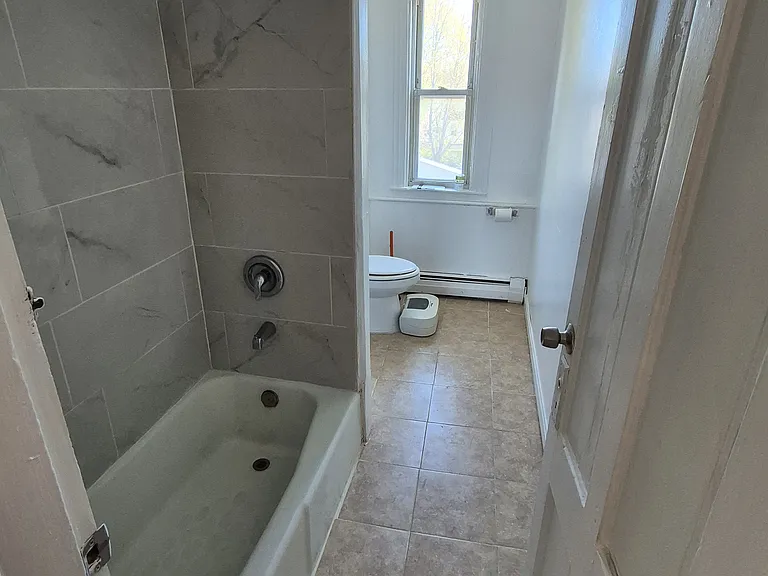 155R Washington St #3 — Photo 17