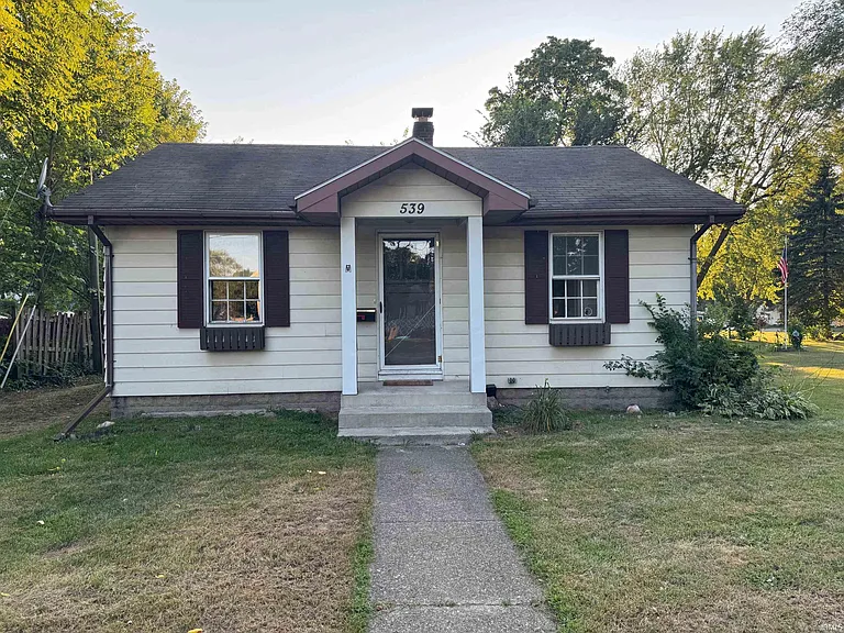 539 Goshen Ave — Photo 2