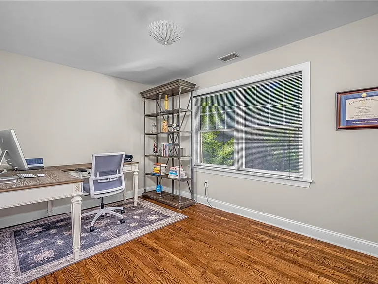 14 Woodale Pl — Photo 34