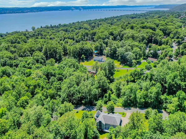 11 Badi Drive, Nyack, NY 10960