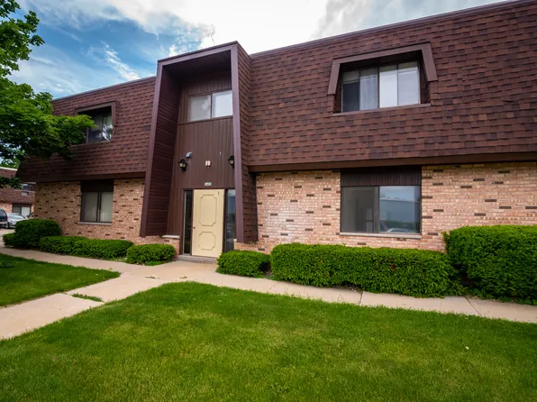 1531 7th Ave, Grafton, WI