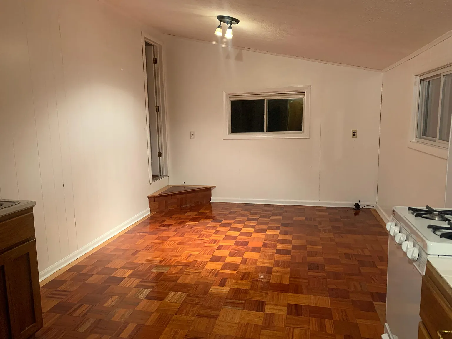 1 bed, 450 sqft, $1,400 — Photo 2