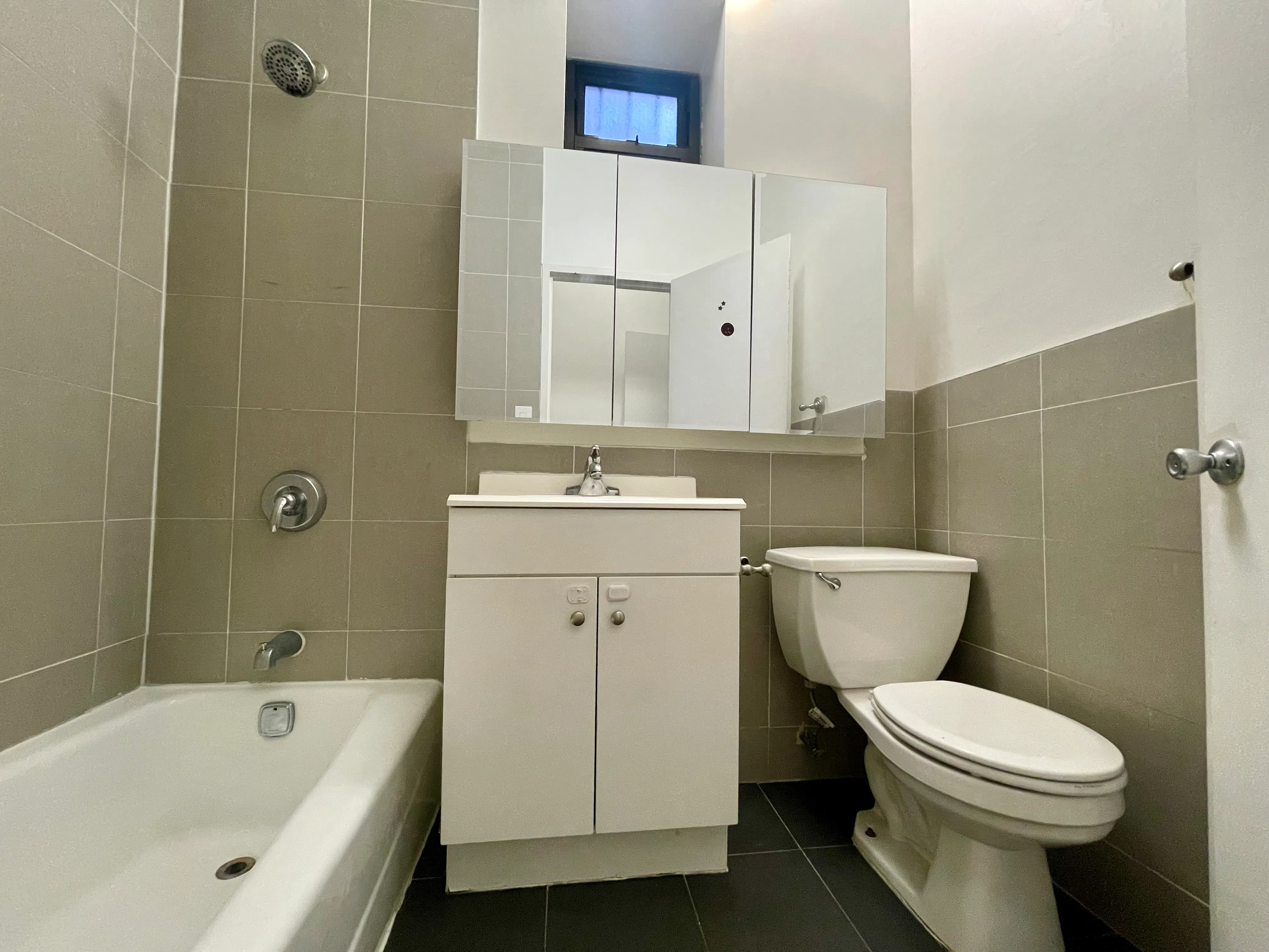 445 East 83rd Street #1WR in Yorkville, Manhattan | StreetEasy