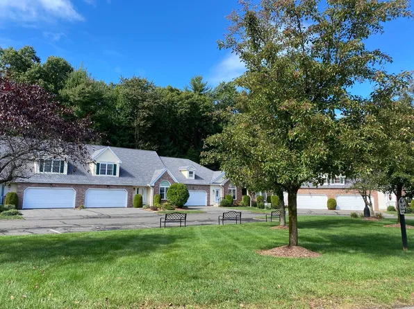 23 Wynnfield Cir Unit 23, Southwick, MA 01077