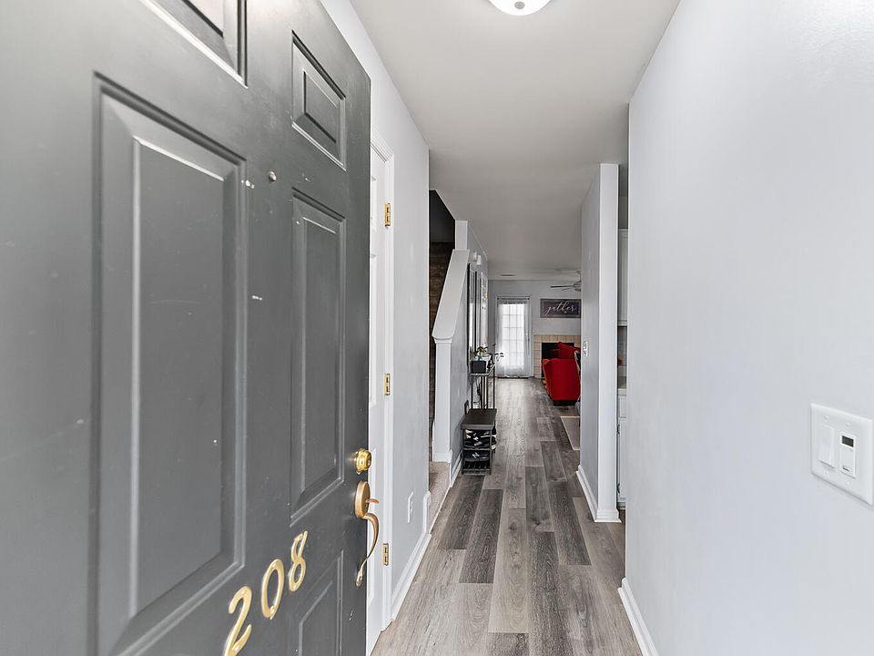 2nd image of 208 Reserve Way