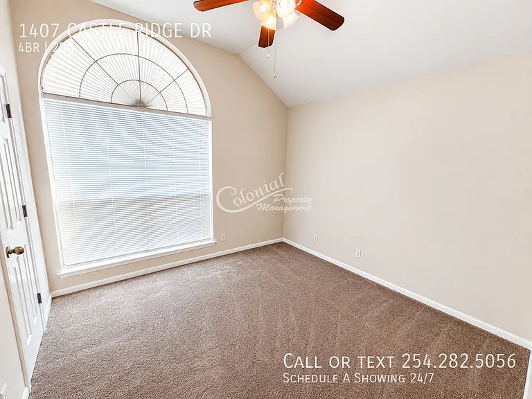 1407 Castle Ridge Dr — Photo 13