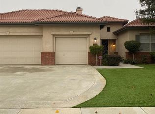 10001 Cinderella Ave, Bakersfield, CA