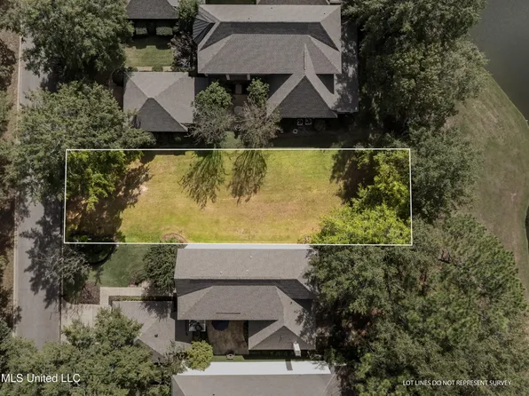 53 Bienville Trce, Hattiesburg, MS 39402