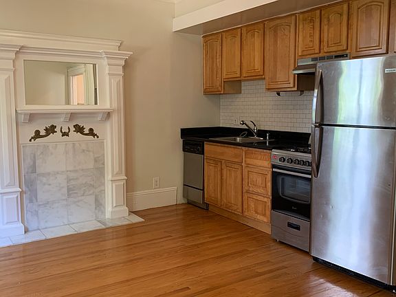 4th image of 1470 California St APT 8A