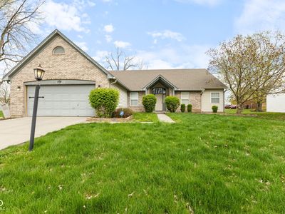 8038 Midlothian Way, Indianapolis, IN, 46214