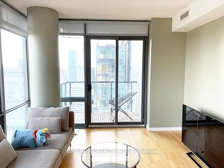 38 Grenville St #3502 — Photo 9