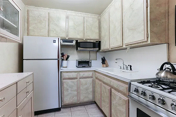 Sold by Corcoran | media 11