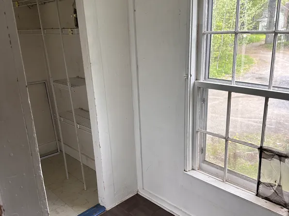 154 Depot St, Jamaica, VT 05343