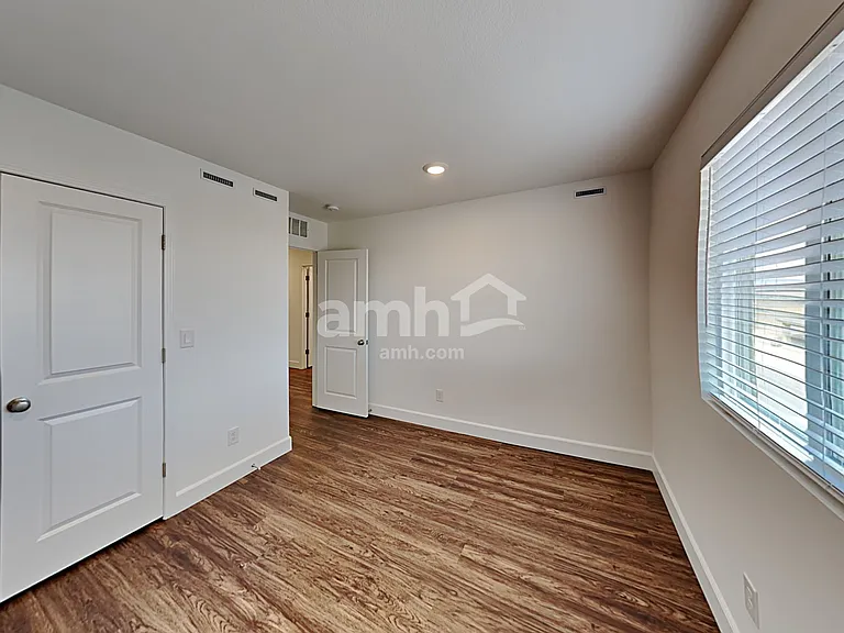 9148 Crocker Point Ct — Photo 19