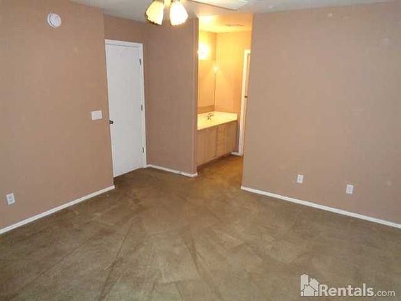 5th image of 1507 W Waterford Dr