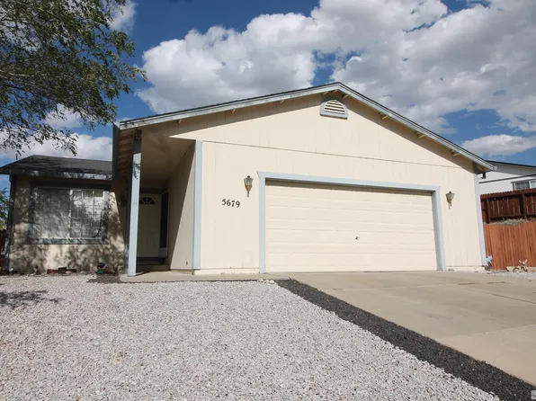 5679 Peach Ct, Sun Valley, NV 89433