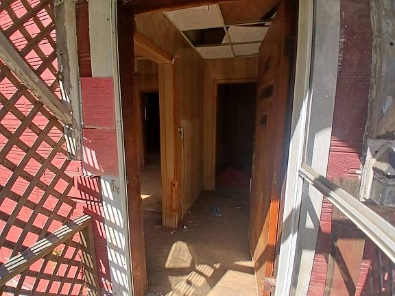 5th image of 118 Montgomery Rd