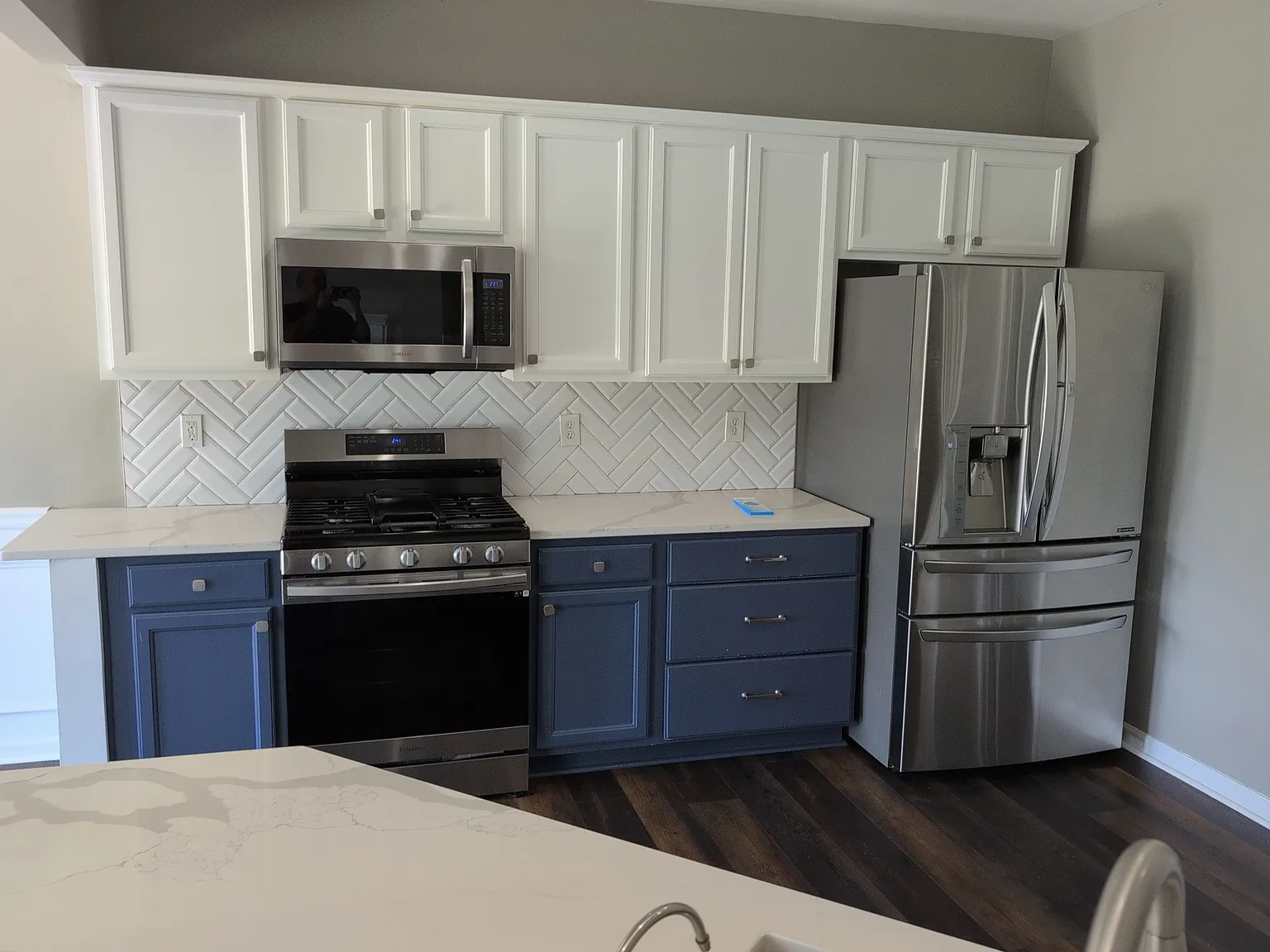 3 bed, 2.5 bath, 1835 sqft, $2,700 — Photo 3
