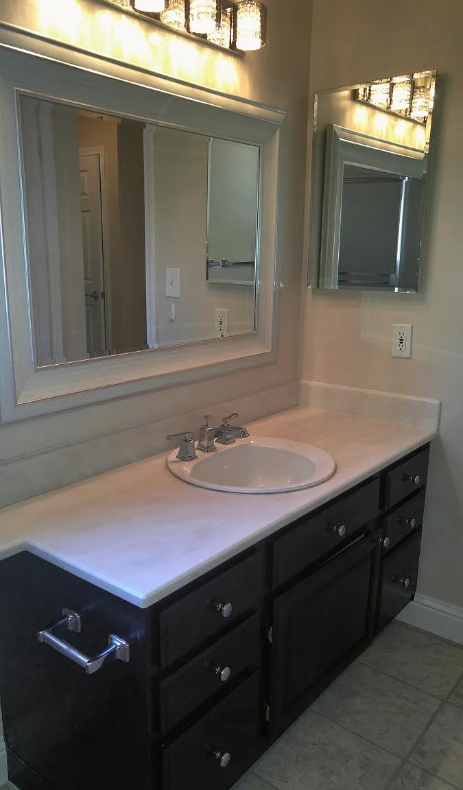 3 bed, 2.5 bath, 1700 sqft, $4,500 — Photo 4