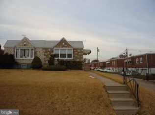 8942 Blue Grass Rd, Philadelphia, PA 19152