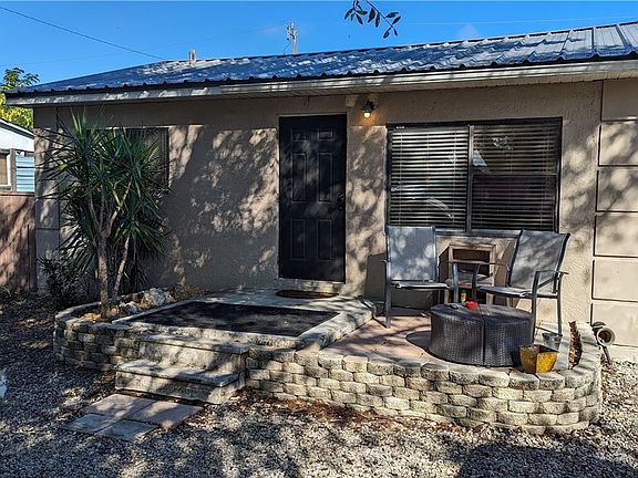 2nd image of 448 Santa Cruz St