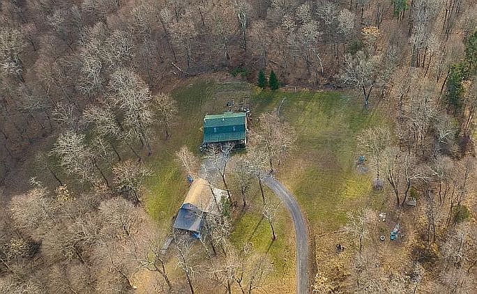 2nd image of 86 Hapeman Hill Rd