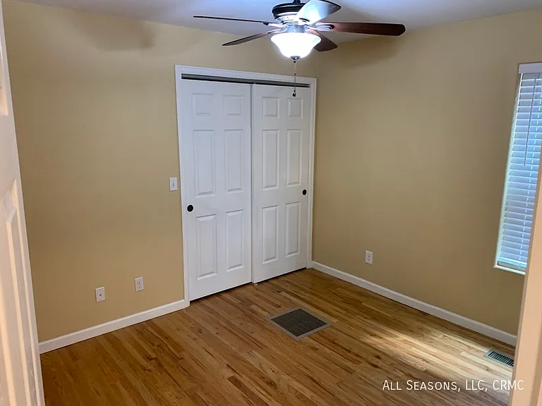 14 W Fountain Blvd — Photo 6