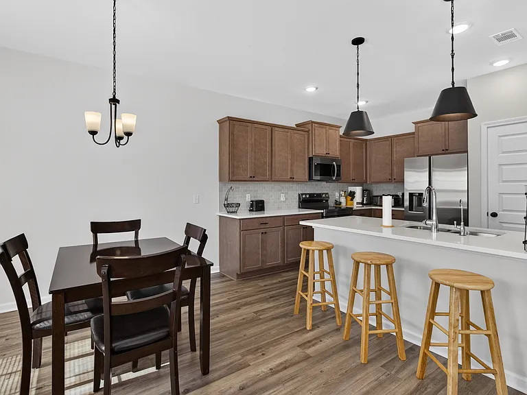 118 Juniper Dr — Photo 29