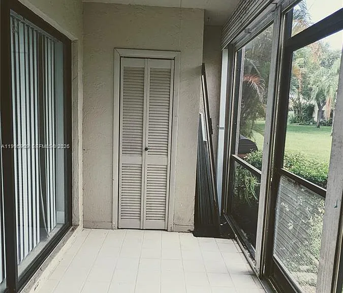 460 Lakeview Dr #4 — Photo 6