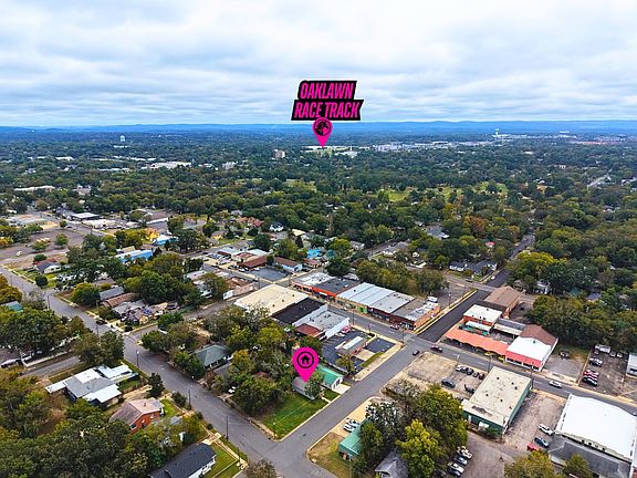 2nd image of 407 7th St
