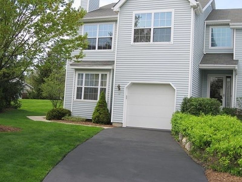 1st image of 12 WILLOW CI