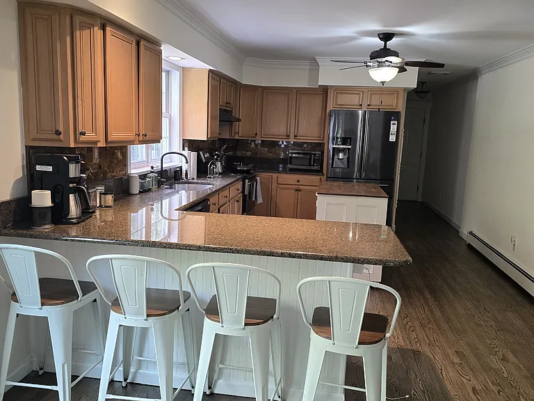 64 Beachfern Rd — Photo 6
